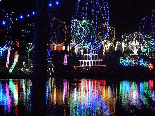 Lights on the lake Columbus Zoo