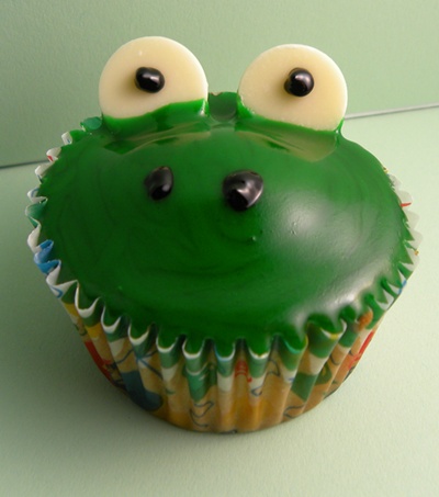 frog cupcake-2