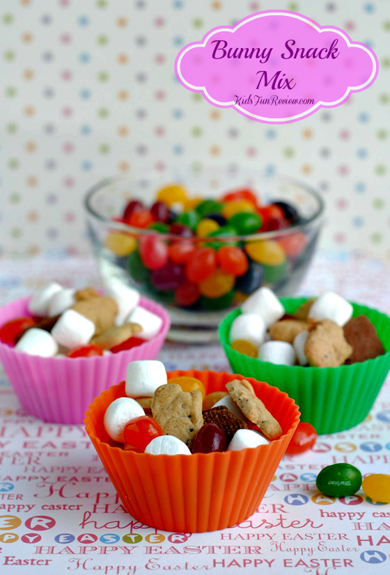 Make This Fun Easter Bunny Snack mix recipe