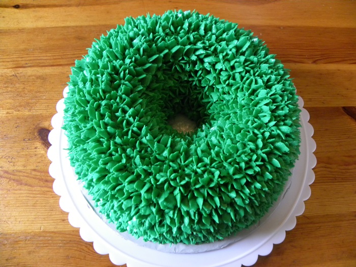 step-3-wreath-cake