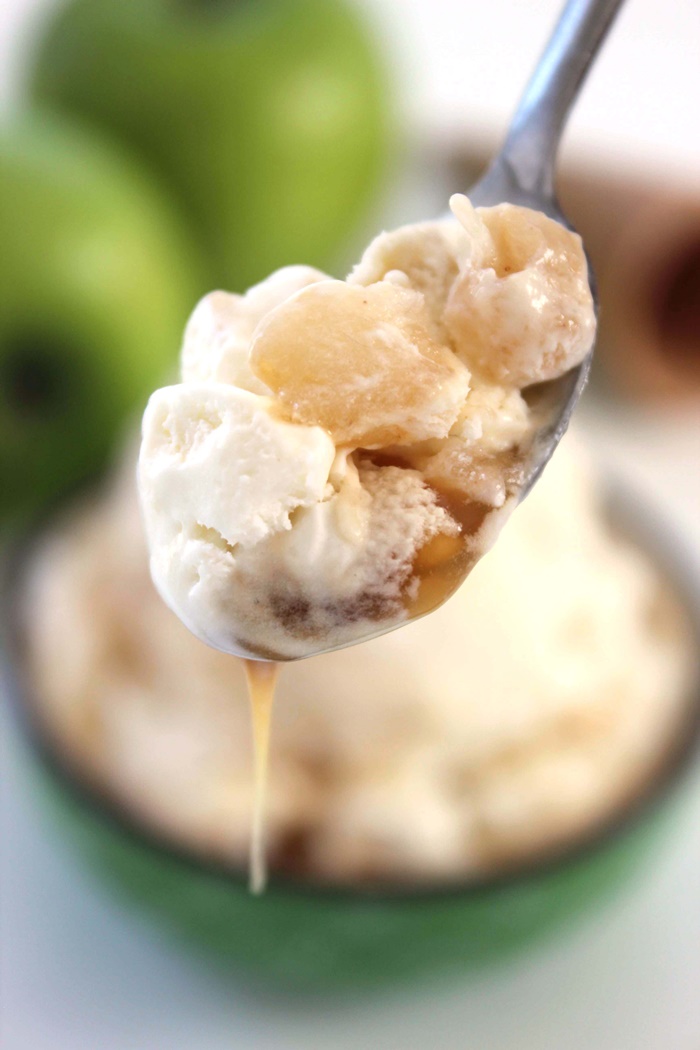 No Churn Caramel Apple Ice Cream #nochurn #icecream #caramelapple