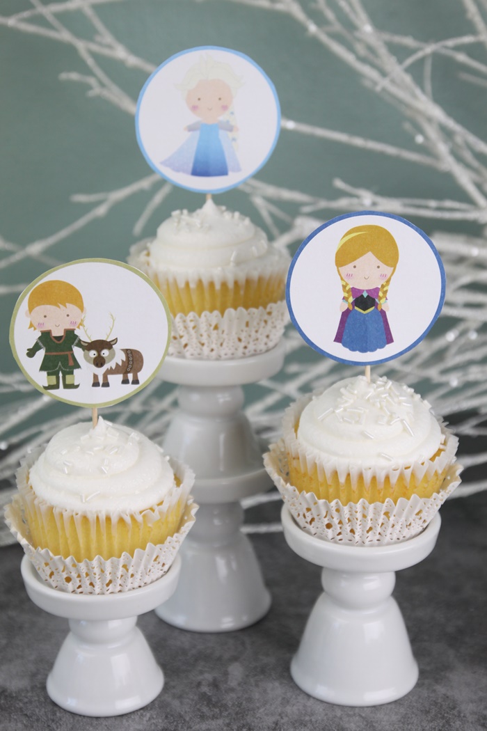 DIY Frozen Cupcake Toppers Printable and Tutorial